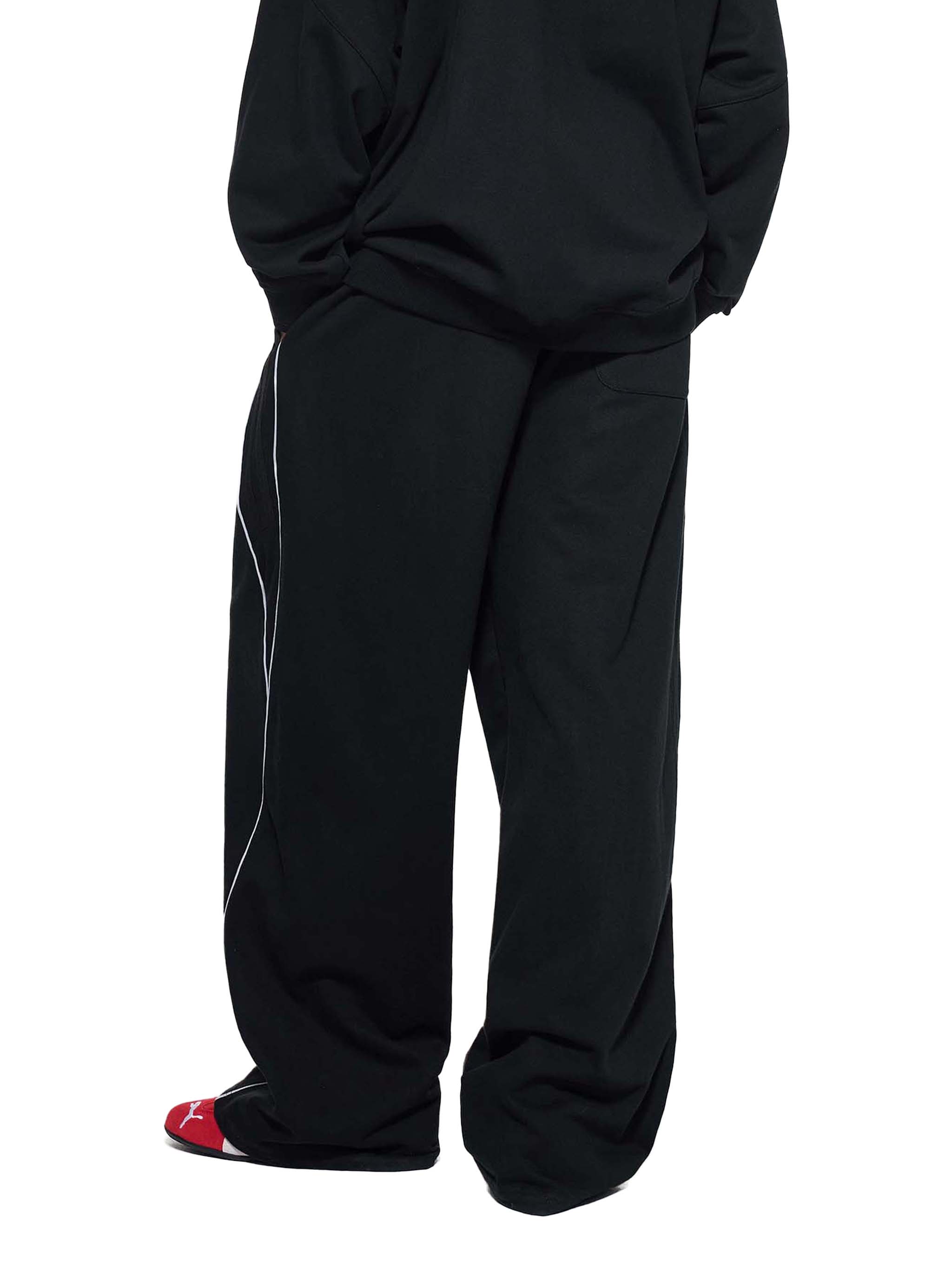 The 221 Track Pant