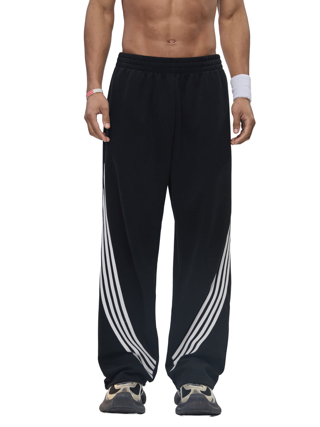 ISSA Curved Stripe Sweatpants