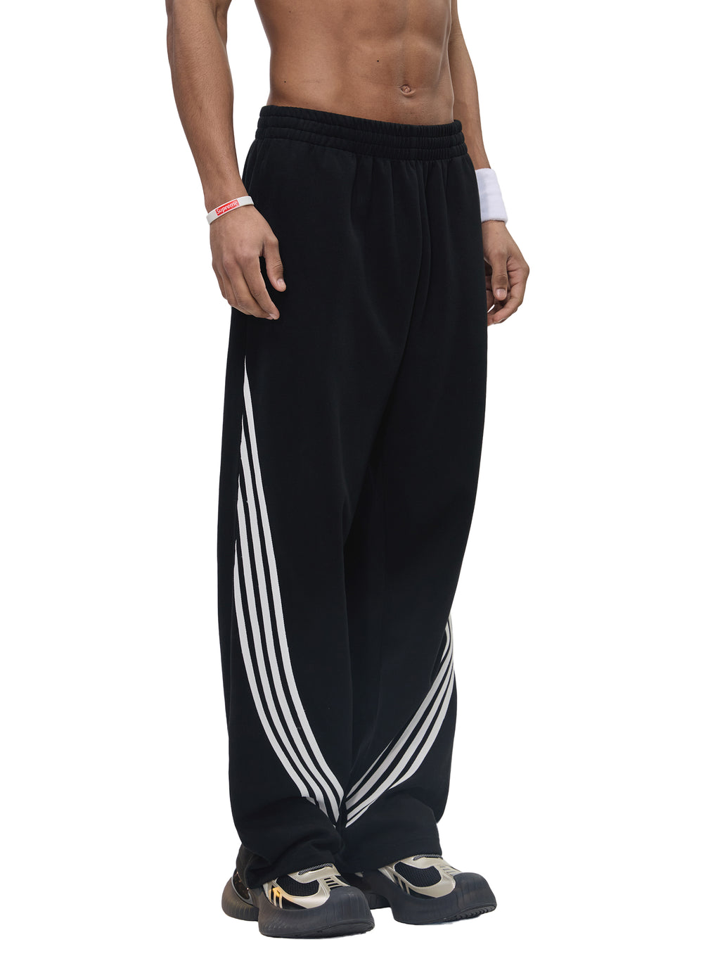 ISSA Curved Stripe Sweatpants